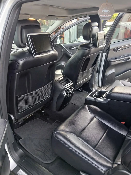2011 Mercedes-Benz W251 R-Class - Image 11 of 20