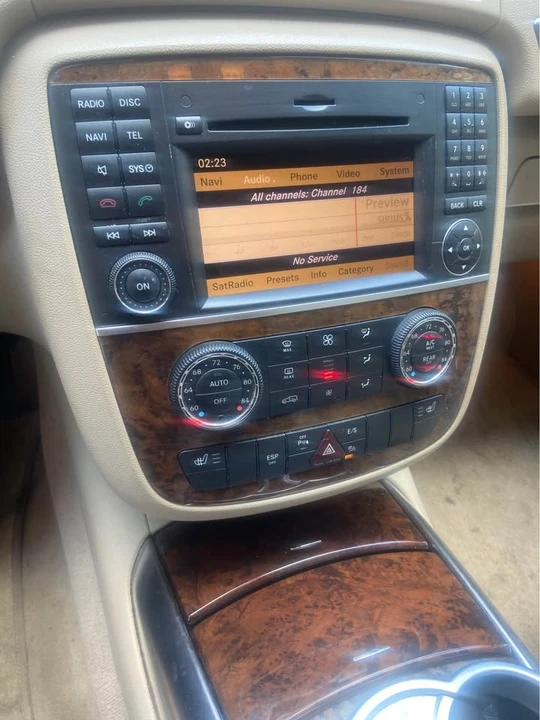 2011 Mercedes-Benz W251 R-Class - Image 16 of 20