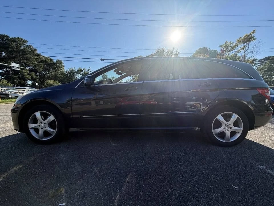 2011 Mercedes-Benz W251 R-Class - Image 8 of 20