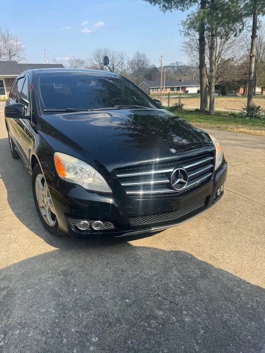 2011 Mercedes-Benz W251 R-Class - Image 2 of 9