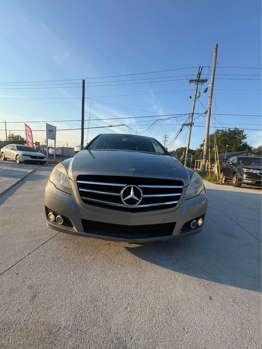 2011 Mercedes-Benz W251 R-Class - Image 3 of 20