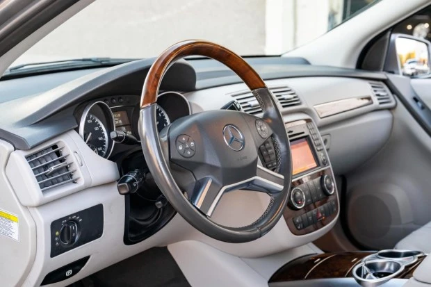 2011 Mercedes-Benz W251 R-Class - Image 5 of 8
