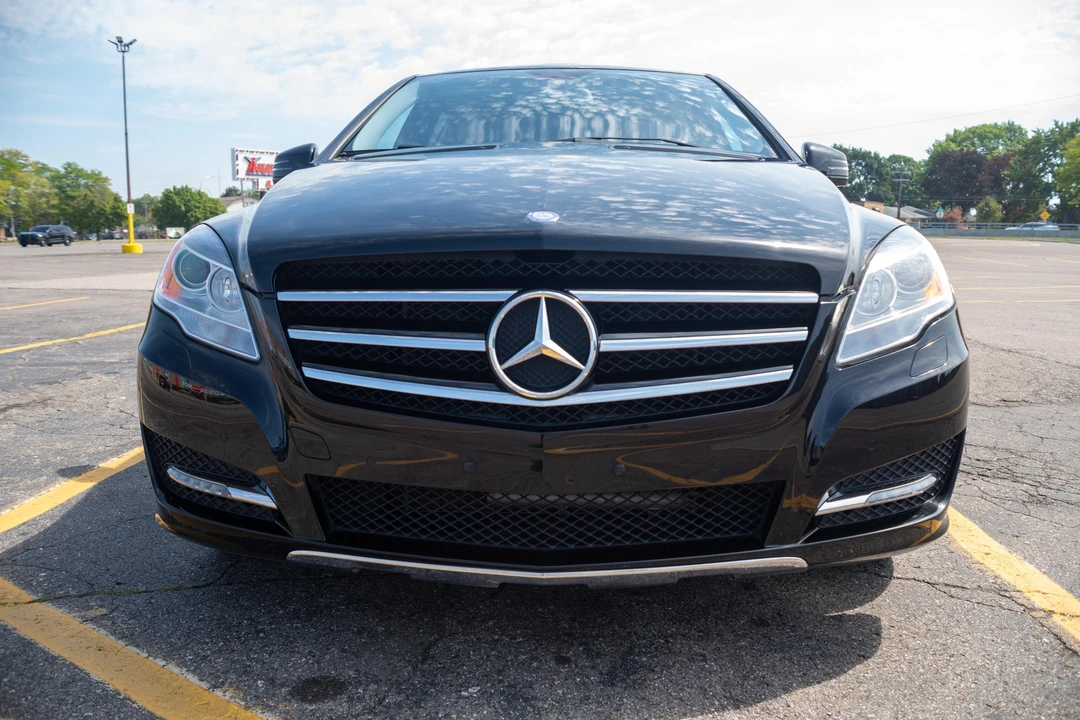 2011 Mercedes-Benz W251 R-Class - Image 7 of 31