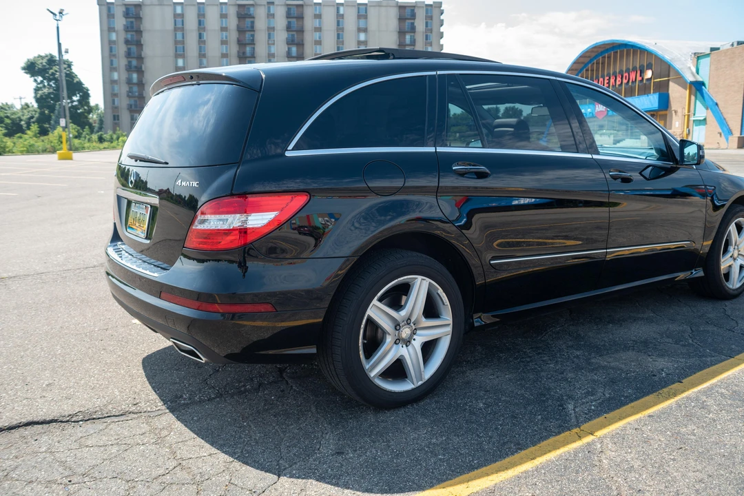 2011 Mercedes-Benz W251 R-Class - Image 19 of 31