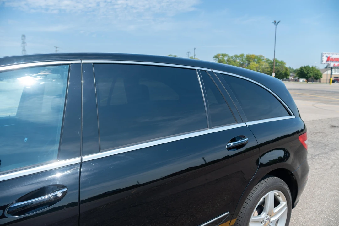 2011 Mercedes-Benz W251 R-Class - Image 16 of 31