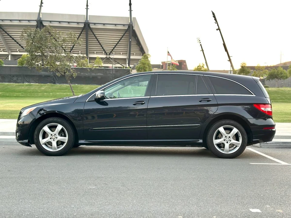 2011 Mercedes-Benz W251 R-Class - Image 8 of 15