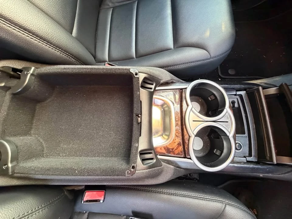 2011 Mercedes-Benz W251 R-Class - Image 2 of 9