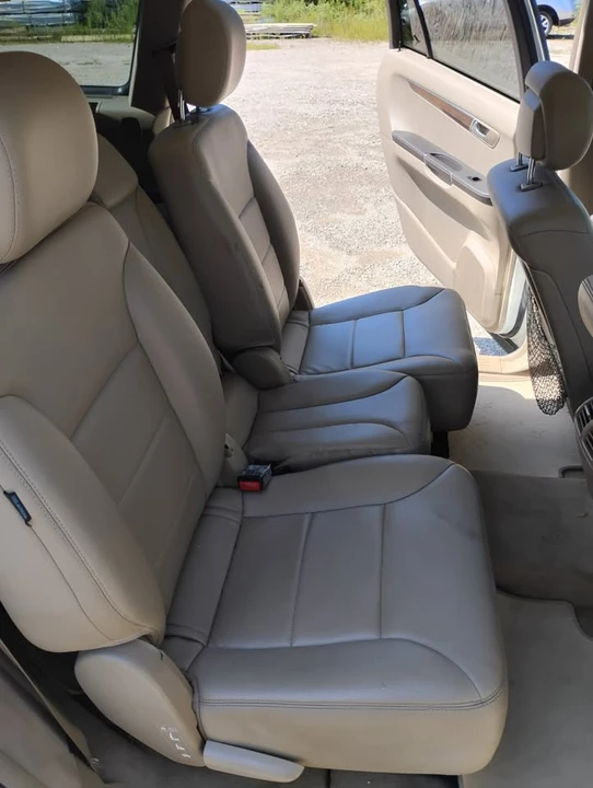 2011 Mercedes-Benz W251 R-Class - Image 6 of 11