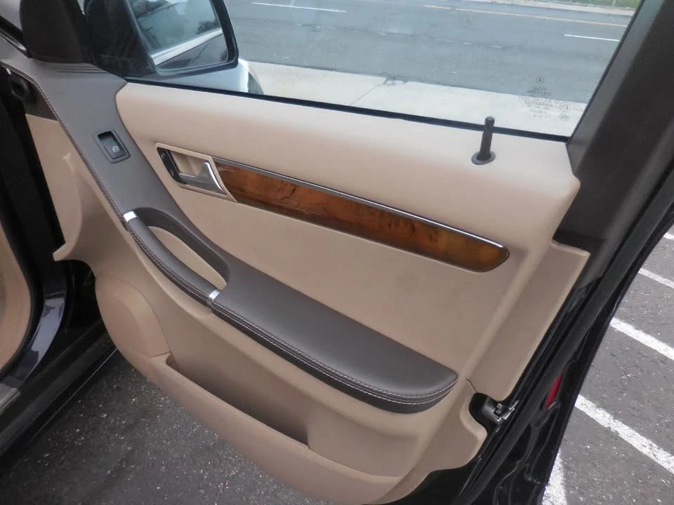 2011 Mercedes-Benz W251 R-Class - Image 12 of 20