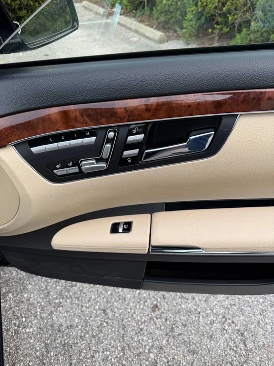 2011 Mercedes-Benz W221 S-Class - Image 16 of 21
