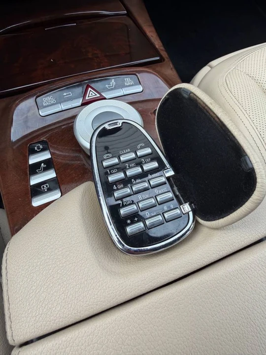 2011 Mercedes-Benz W221 S-Class - Image 14 of 21