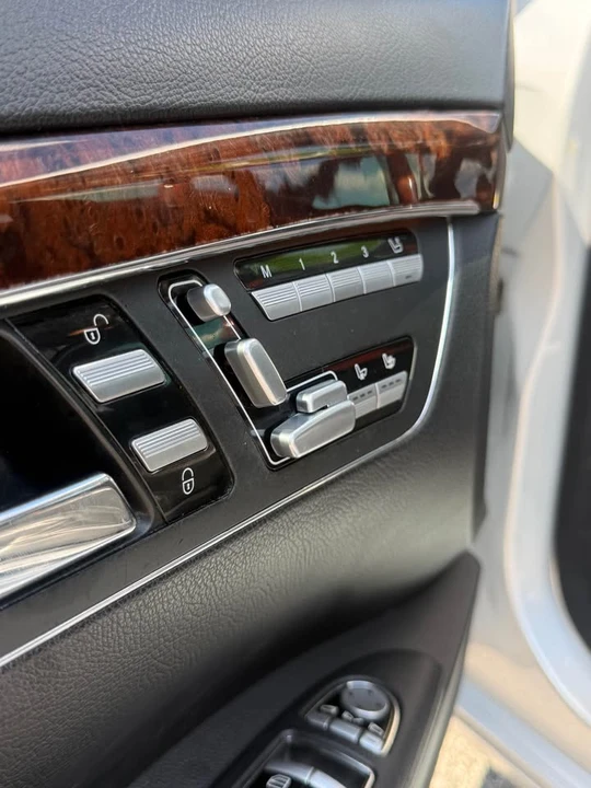 2011 Mercedes-Benz W221 S-Class - Image 11 of 12
