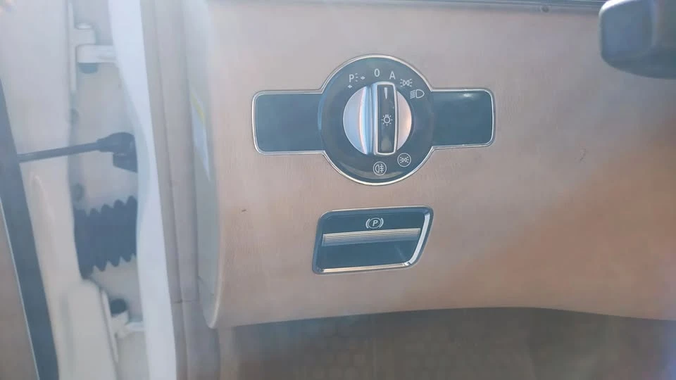 2011 Mercedes-Benz W221 S-Class - Image 15 of 20