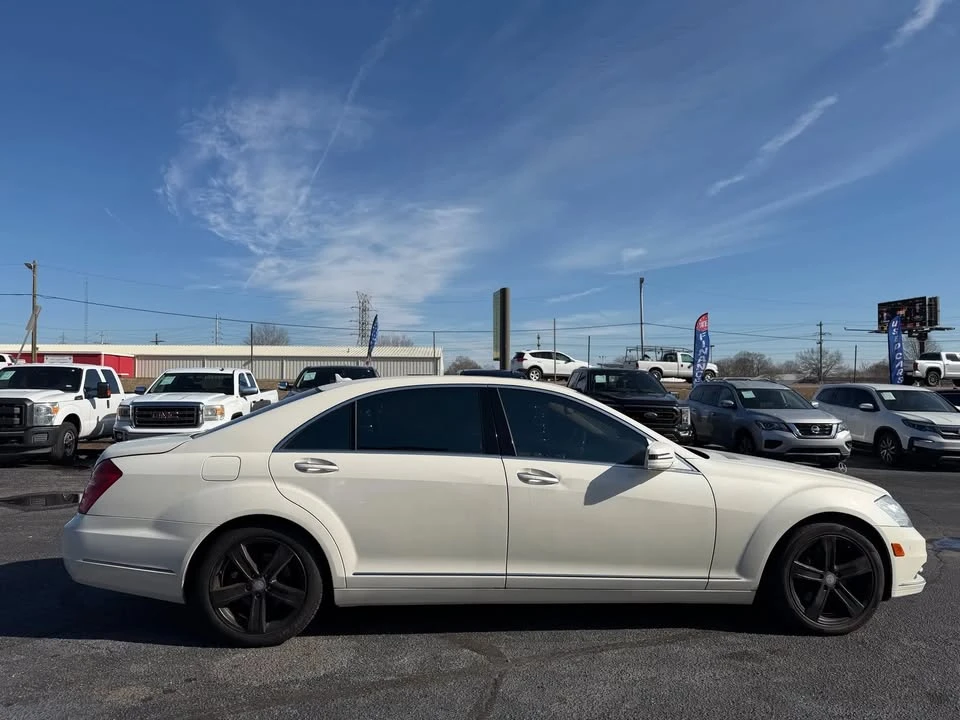 2011 Mercedes-Benz W221 S-Class - Image 8 of 20