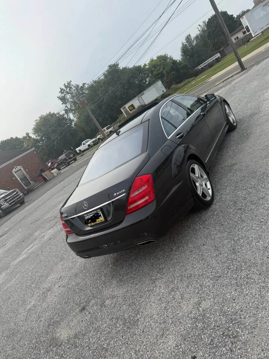 2011 Mercedes-Benz W221 S-Class - Image 2 of 9