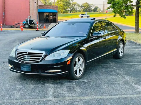 2011 Mercedes-Benz S-Class S 550 4MATIC Sedan