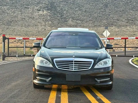 2011 Mercedes-Benz S-Class S 550 Sedan 4D