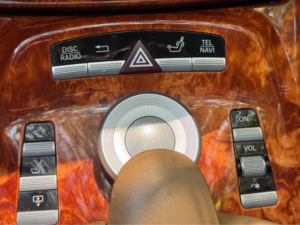 2011 Mercedes-Benz W221 S-Class - Image 14 of 20