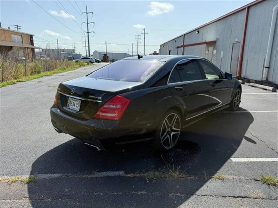 2011 Mercedes-Benz W221 S-Class - Image 11 of 31