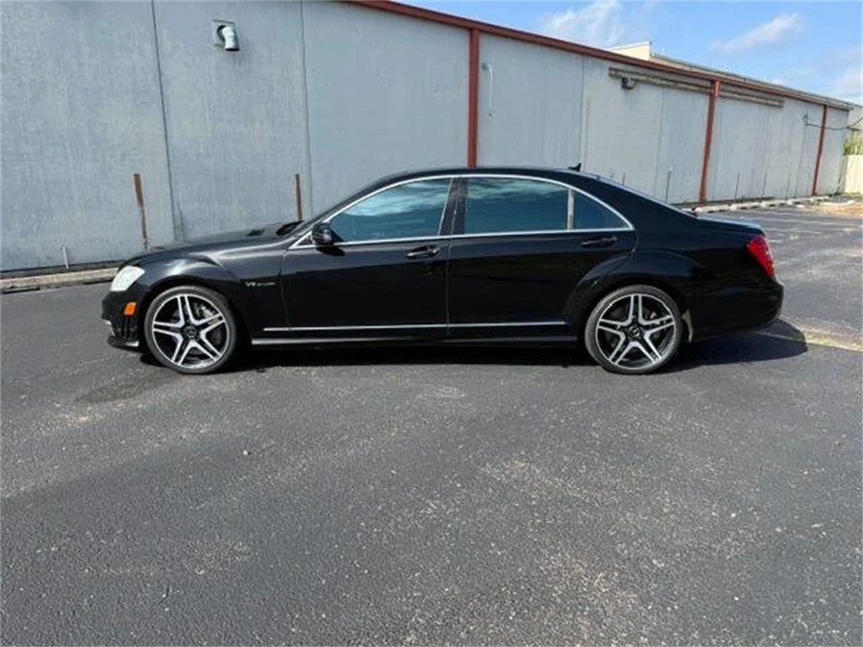 2011 Mercedes-Benz W221 S-Class - Image 4 of 31