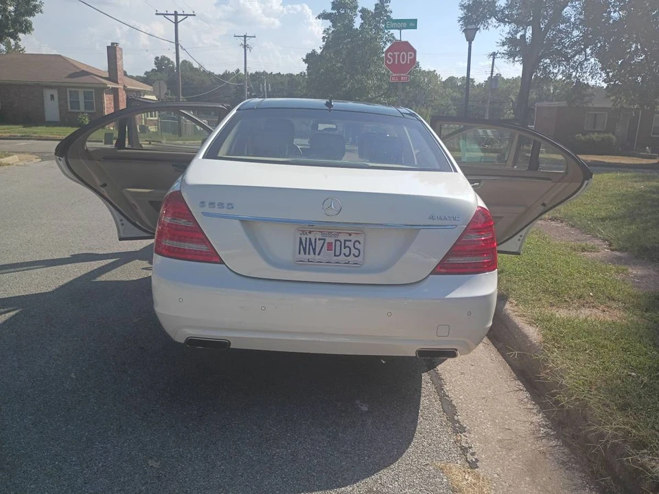 2011 Mercedes-Benz W221 S-Class - Image 3 of 7