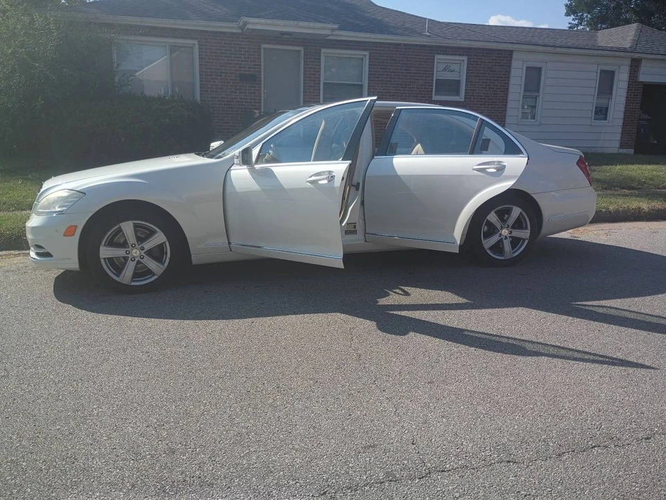 2011 Mercedes-Benz W221 S-Class - Image 2 of 7
