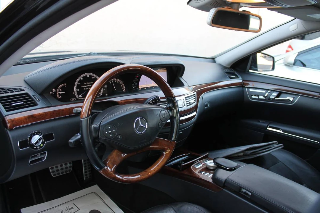 2011 Mercedes-Benz W221 S-Class - Image 9 of 24