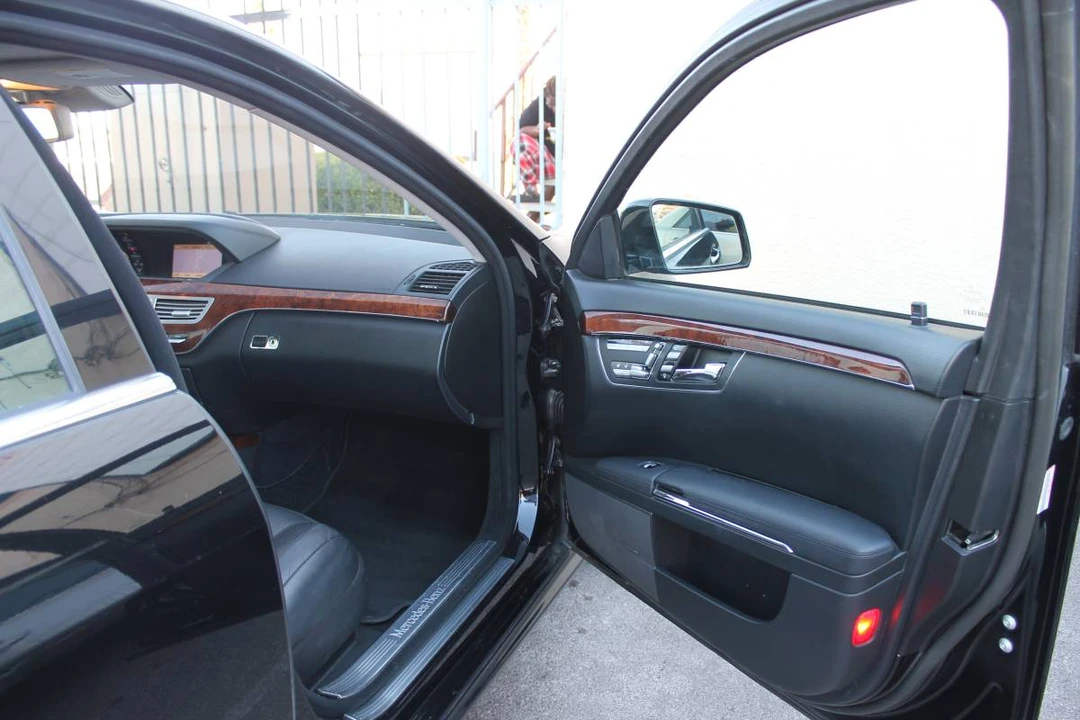 2011 Mercedes-Benz W221 S-Class - Image 15 of 24