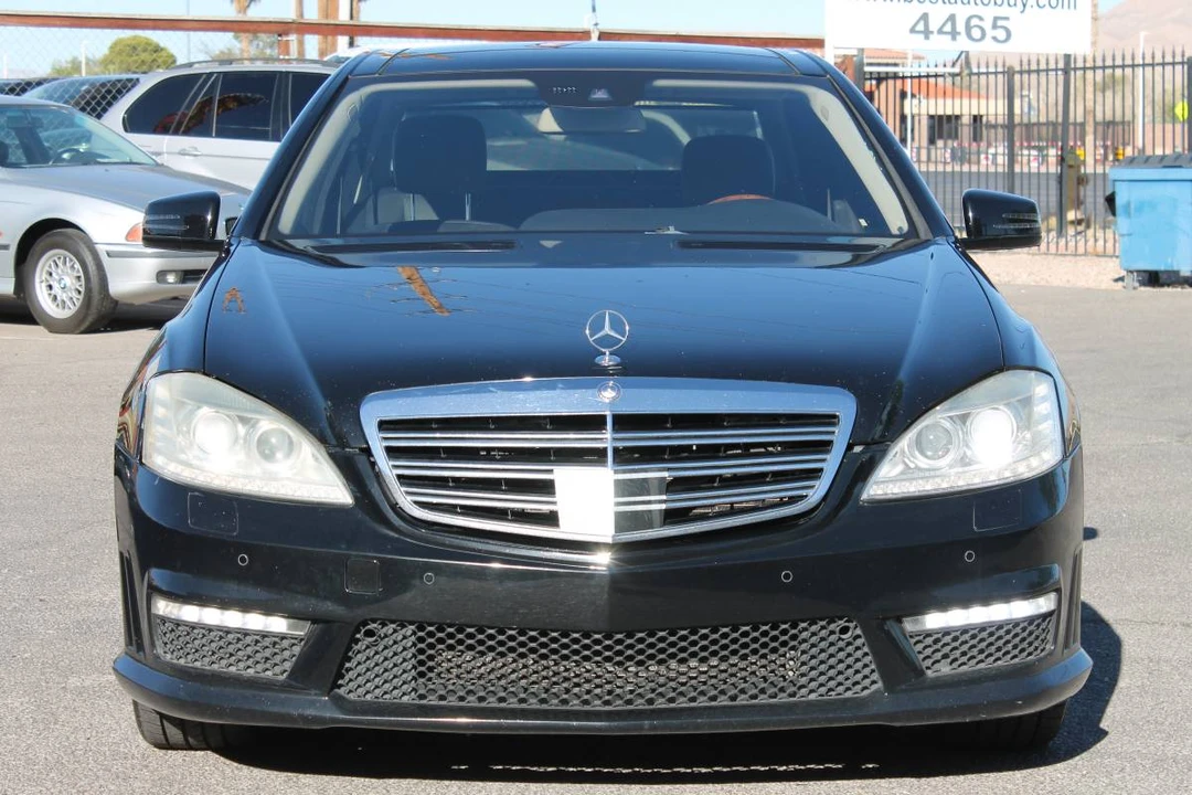 2011 Mercedes-Benz W221 S-Class - Image 2 of 24