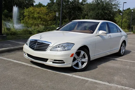 2011 Mercedes-Benz S550