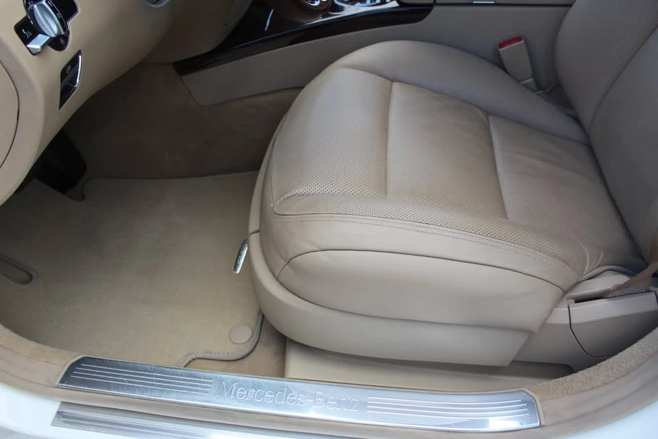 2011 Mercedes-Benz W221 S-Class - Image 7 of 20