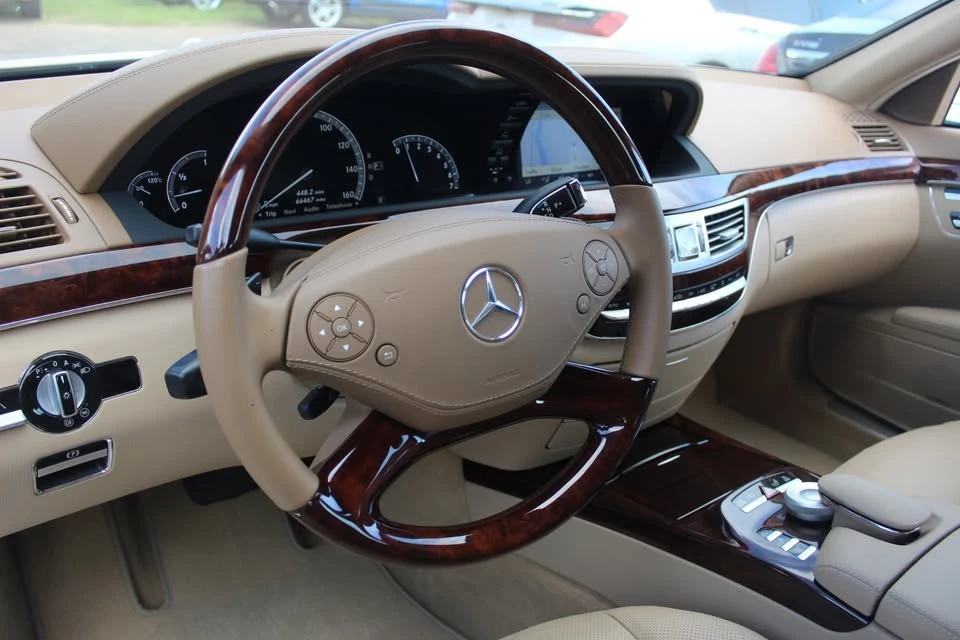 2011 Mercedes-Benz W221 S-Class - Image 10 of 20
