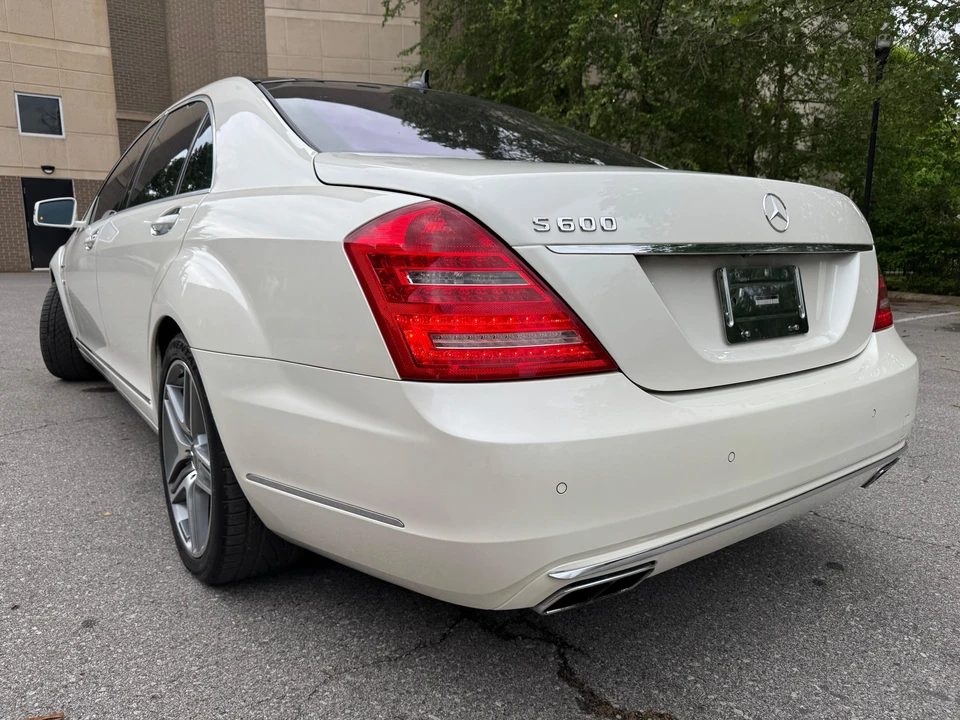 2011 Mercedes-Benz W221 S-Class - Image 8 of 31