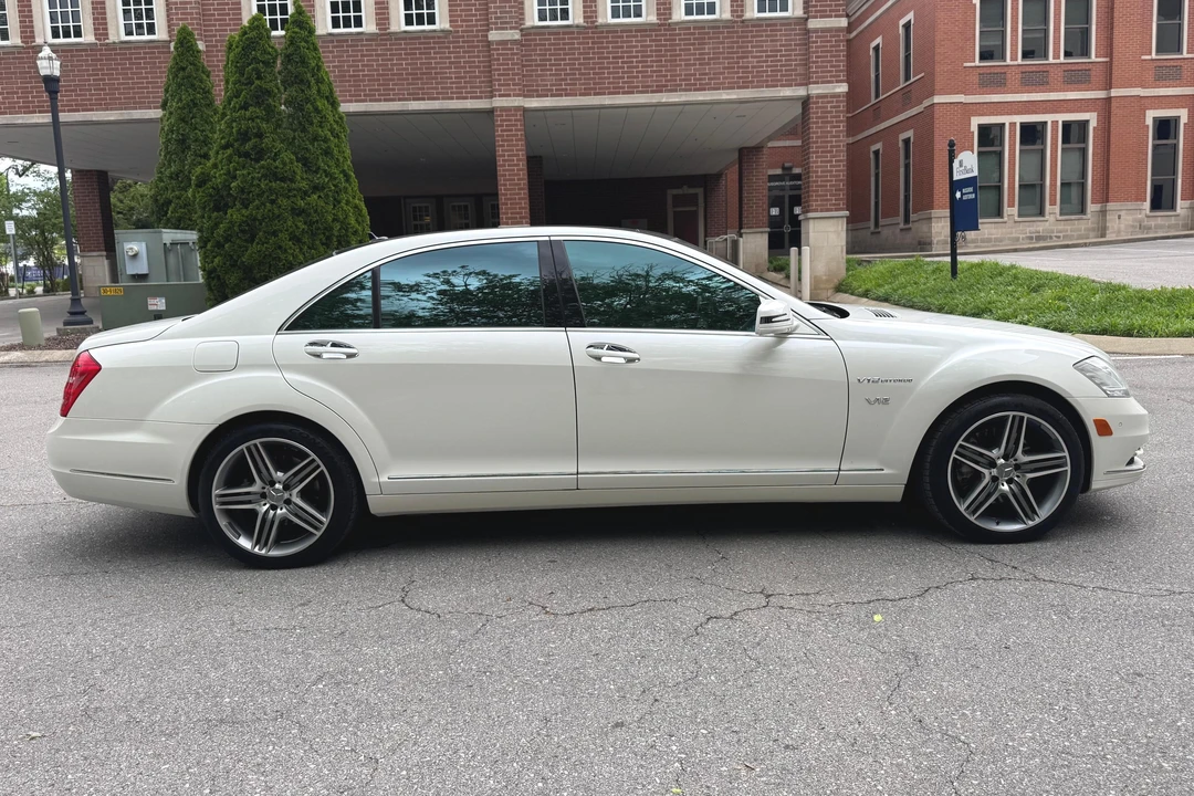 2011 Mercedes-Benz W221 S-Class - Image 3 of 31