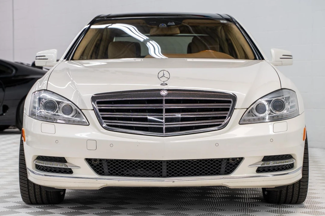 2011 Mercedes-Benz W221 S-Class - Image 2 of 31