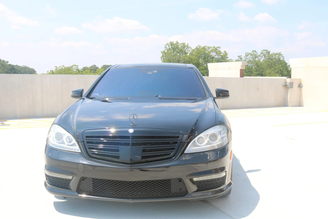 2011 Mercedes-Benz W221 S 63 & S 65 AMG - Image 2 of 31