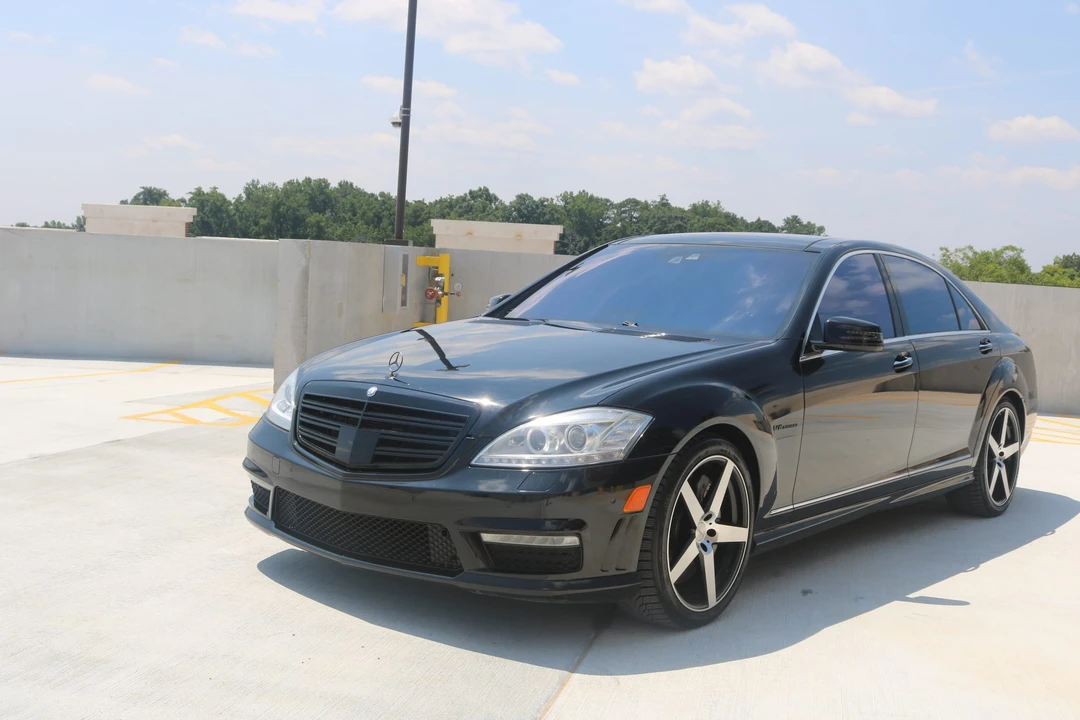 2011 Mercedes-Benz W221 S 63 & S 65 AMG - Image 9 of 31