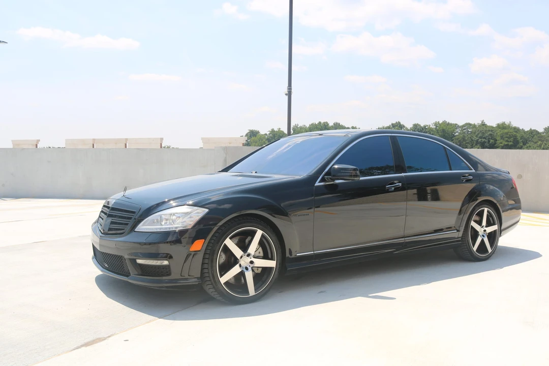 2011 Mercedes-Benz W221 S 63 & S 65 AMG - Image 15 of 31