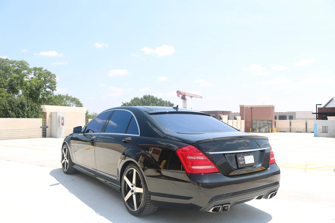 2011 Mercedes-Benz W221 S 63 & S 65 AMG - Image 27 of 31