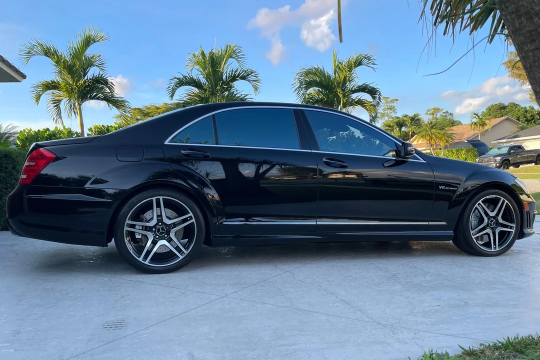 2011 Mercedes-Benz W221 S 63 & S 65 AMG - Image 3 of 31