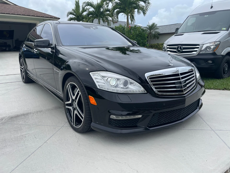 2011 Mercedes-Benz W221 S 63 & S 65 AMG - Image 19 of 31
