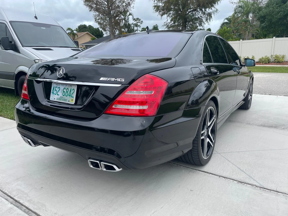 2011 Mercedes-Benz W221 S 63 & S 65 AMG - Image 15 of 31