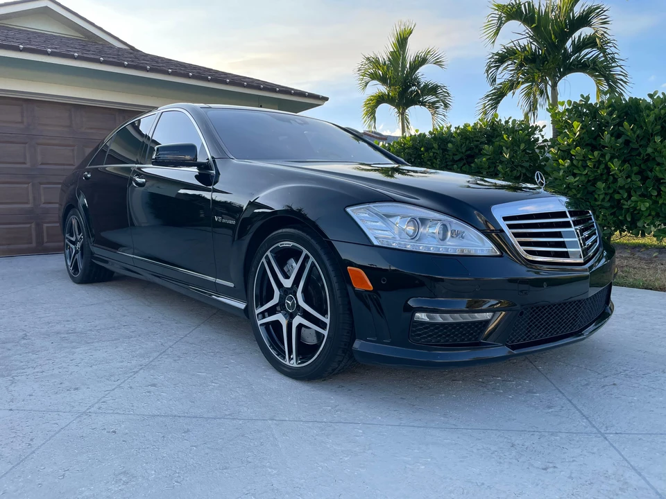 2011 Mercedes-Benz W221 S 63 & S 65 AMG - Image 18 of 31