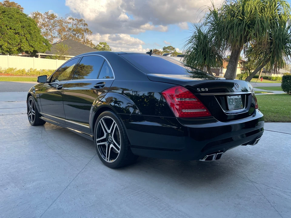 2011 Mercedes-Benz W221 S 63 & S 65 AMG - Image 10 of 31