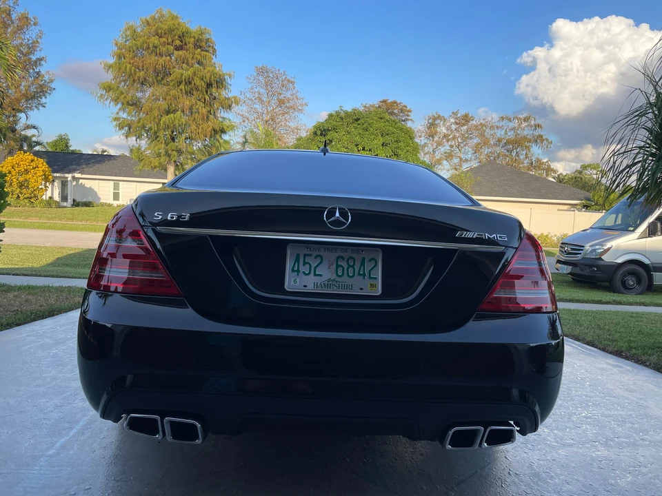 2011 Mercedes-Benz W221 S 63 & S 65 AMG - Image 14 of 31