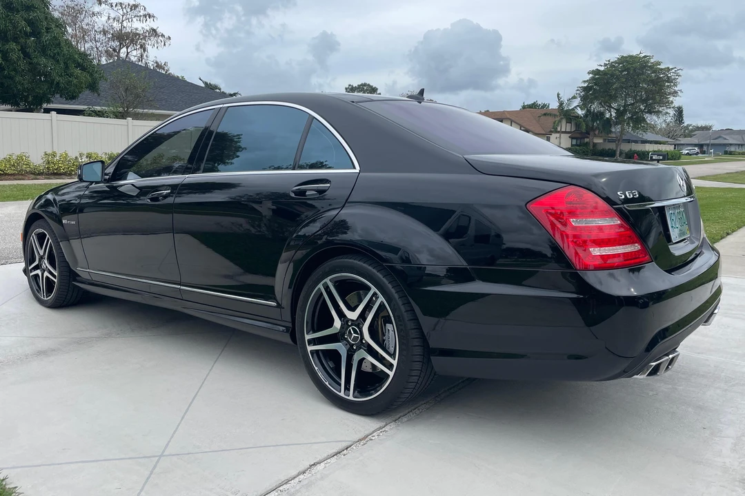 2011 Mercedes-Benz W221 S 63 & S 65 AMG - Image 4 of 31