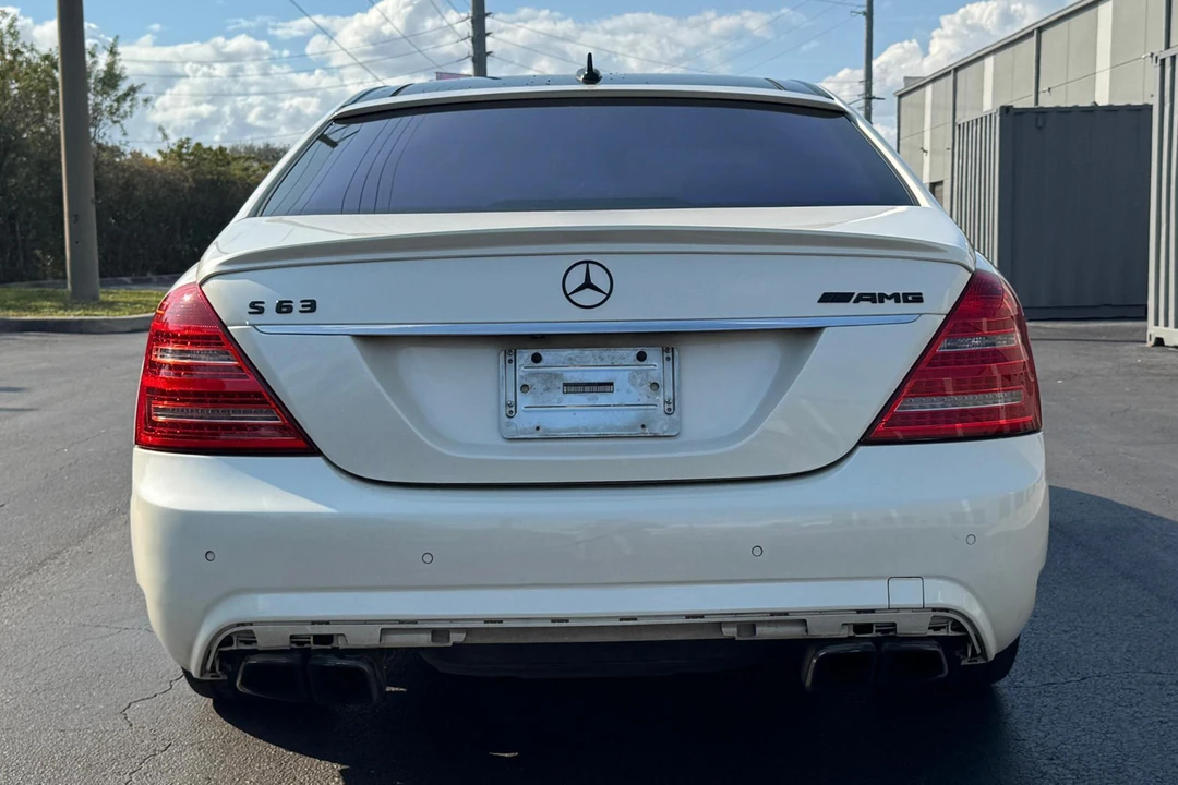 2011 Mercedes-Benz W221 S 63 & S 65 AMG - Image 5 of 31