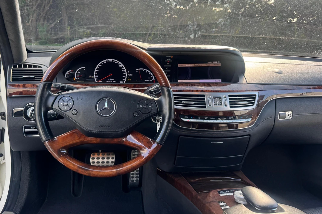 2011 Mercedes-Benz W221 S 63 & S 65 AMG - Image 30 of 31
