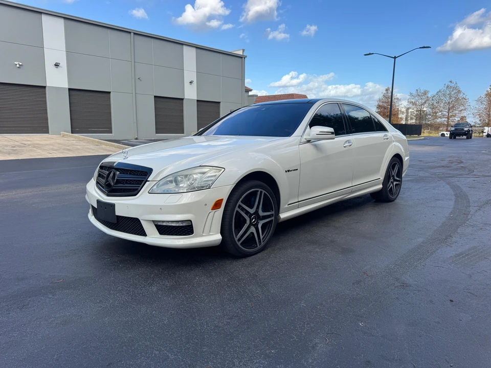 2011 Mercedes-Benz W221 S 63 & S 65 AMG - Image 7 of 31