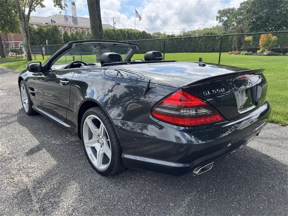 2011 Mercedes-Benz R230 SL-Class - Image 6 of 15